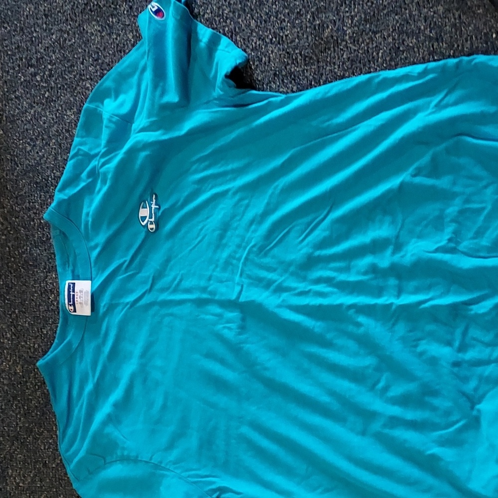 Vtg champion shirt . Lrg